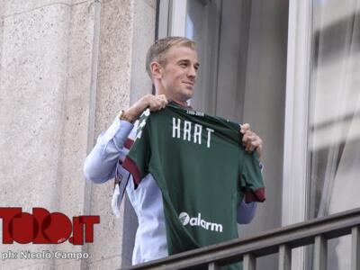 Joe Hart a Torino accolto dai tifosi: la fotogallery
