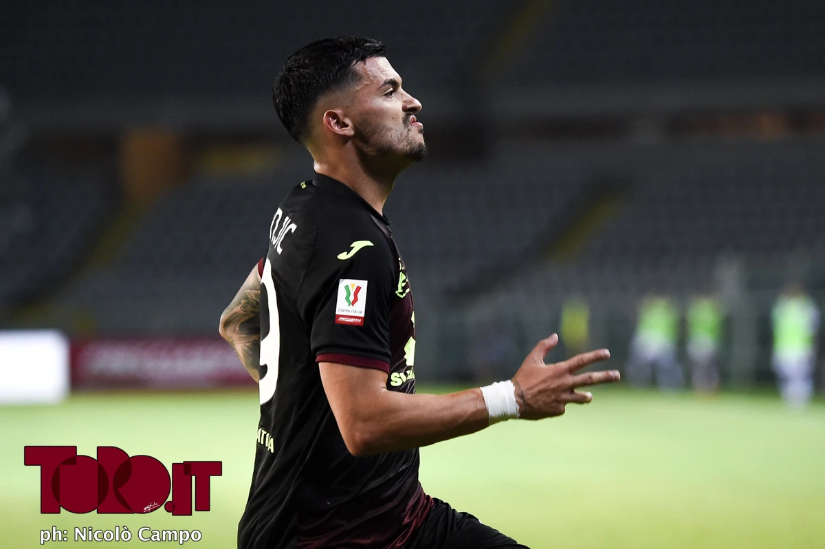 Ex-Benfica Radonjic inicia (com golaço!) vitória do Torino na Taça