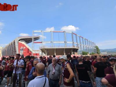 VIDEO / La contestazione dei tifosi: “Cairo vattene, il Toro siamo noi”